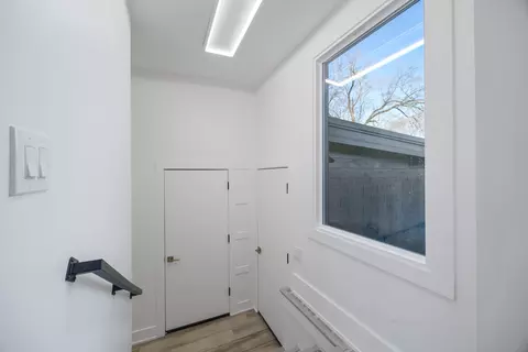 Entry Way - 1809 Jefferson Ave, Glenview, IL 60025 photo 2 of 3