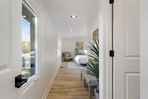 Entry Way - 1809 Jefferson Ave, Glenview, IL 60025 photo 1 of 3