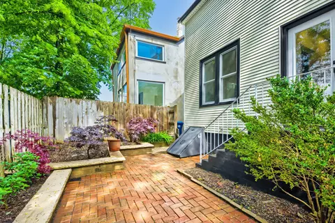 Exterior - 524 Hamilton St, Evanston, IL 60202 photo 4 of 4