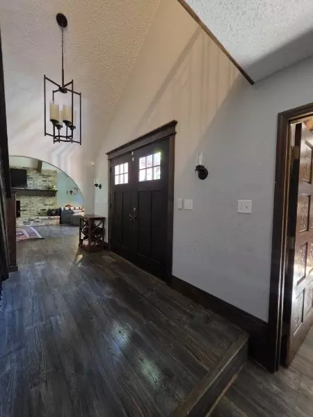 Entry Way - 710 Apache Dr, Forsyth, IL 62535 photo 1 of 8