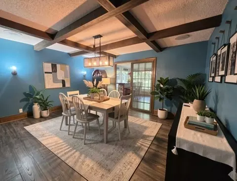 Dining - 710 Apache Dr, Forsyth, IL 62535 photo 2 of 2