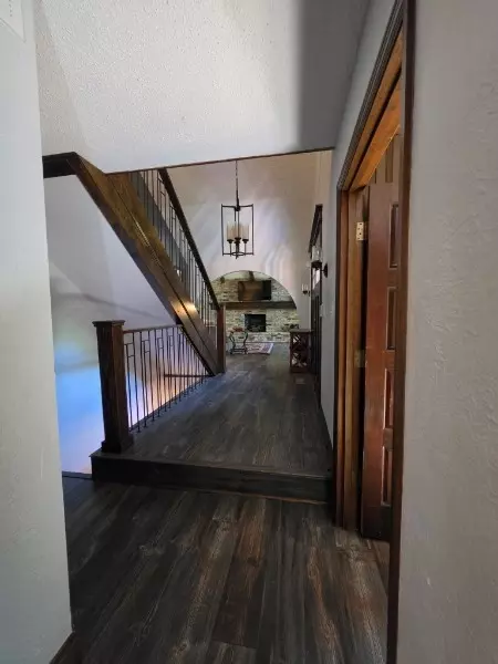 Entry Way - 710 Apache Dr, Forsyth, IL 62535 photo 2 of 8
