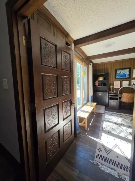 Entry Way - 710 Apache Dr, Forsyth, IL 62535 photo 4 of 8