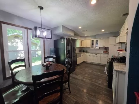 Kitchen - 710 Apache Dr, Forsyth, IL 62535 photo 3 of 3
