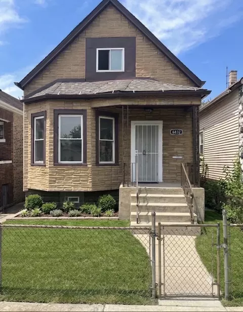 6832 S Aberdeen St, Chicago, IL 60621