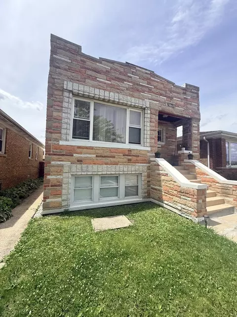 1822 S 55th Ave, Cicero, IL 60804