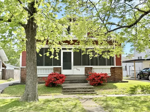 309 Leafland Ave, Centralia, IL 62801