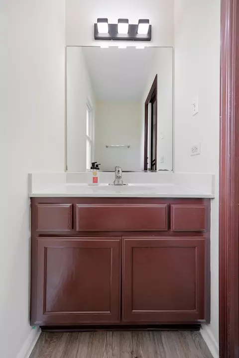 Bath - 1413 Skylark Ln, Plainfield, IL 60586 photo 1 of 4