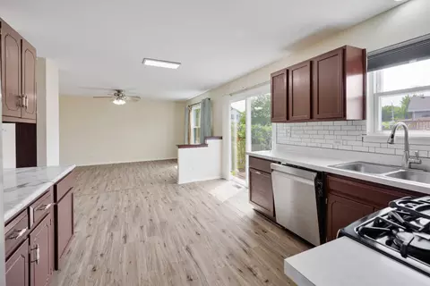 Kitchen - 1413 Skylark Ln, Plainfield, IL 60586 photo 1 of 4