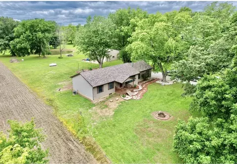 Other - 1095 E Base Line Rd, Centralia, IL 62801 photo 1 of 3