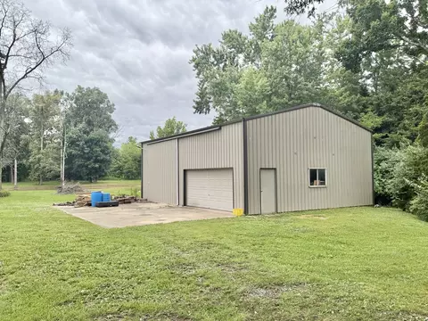 Other - 1095 E Base Line Rd, Centralia, IL 62801 photo 3 of 3