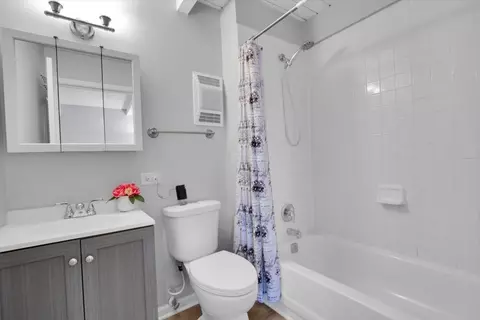 Bath - 79 Maude Ave, Fox Lake, IL 60020 photo 1 of 1