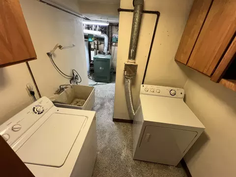 Other - 616 Seneca Dr, Aurora, IL 60506 photo 4 of 7