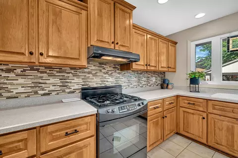 14548 Knox Ave, Midlothian, IL 60445 photo 10