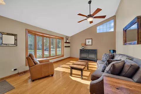 14548 Knox Ave, Midlothian, IL 60445 photo 5