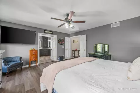 Bedroom - 130 Norman Dr, Mchenry, IL 60050 photo 3 of 7