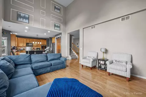 Living - 130 Norman Dr, Mchenry, IL 60050 photo 2 of 4