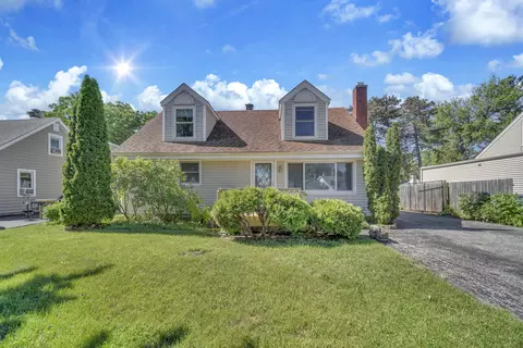 18843 W Deerpath Rd, Grayslake, IL 60030