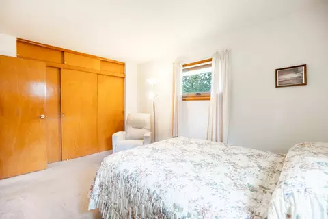 Bedroom - 835 Scott Dr, Elgin, IL 60123 photo 6 of 9
