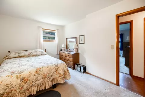 Bedroom - 835 Scott Dr, Elgin, IL 60123 photo 5 of 9