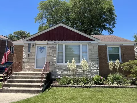 2336 S 5th Ave, North Riverside, IL 60546