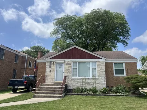 2336 S 5th Ave, North Riverside, IL 60546 photo 2