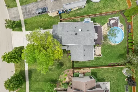View/Area - 824 Tallgrass Dr, Bartlett, IL 60103 photo 2 of 4