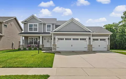 1312 Garwood Dr, Mahomet, IL 61853