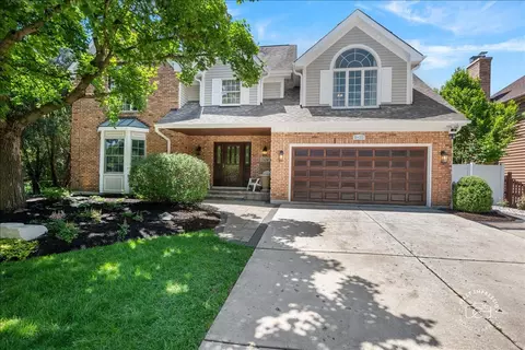 26 W373 Churchill Rd, Winfield, IL 60190