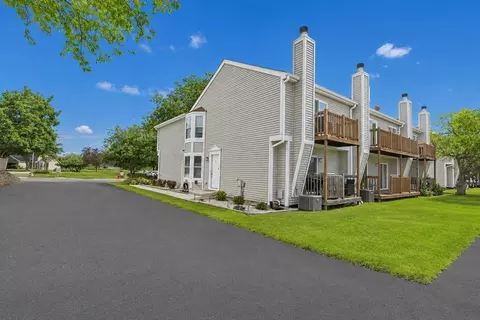 Other - 470 Nicole Dr #2-D, Bartlett, IL 60103 photo 5 of 6