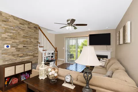 Other - 470 Nicole Dr #2-D, Bartlett, IL 60103 photo 1 of 6