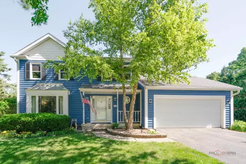 913 W Talbot Ave, Lake Bluff, IL 60044