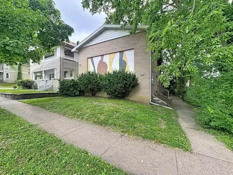 1038 20th St, Rock Island, IL 61201