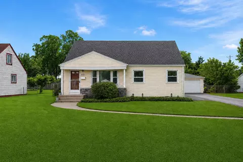 832 N Prater Ave, Melrose Park, IL 60164