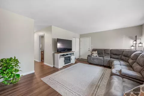 Other - 645 Morton St, Hoffman Estates, IL 60169 photo 1 of 7