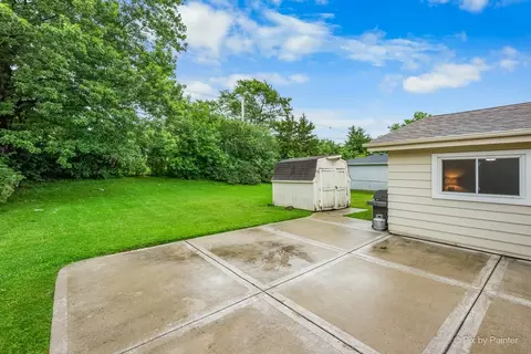 Exterior - 645 Morton St, Hoffman Estates, IL 60169 photo 2 of 4