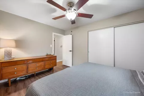 Bedroom - 645 Morton St, Hoffman Estates, IL 60169 photo 2 of 4