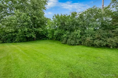 Exterior - 645 Morton St, Hoffman Estates, IL 60169 photo 4 of 4