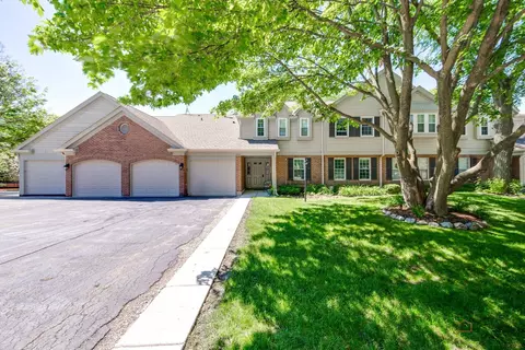 1257 Rosewood Ct #C1, Schaumburg, IL 60193