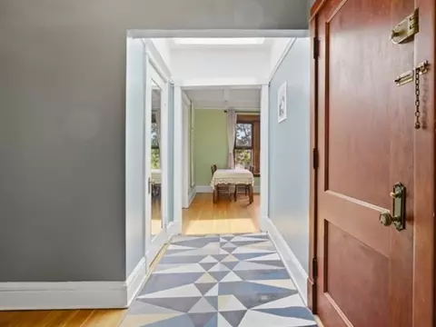 Entry Way - 1446 E 56th St #3, Chicago, IL 60637 photo 1 of 1