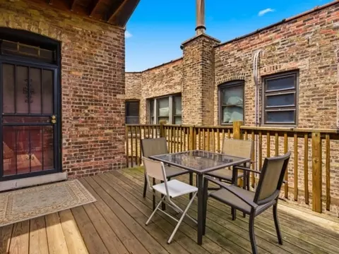 Exterior - 1446 E 56th St #3, Chicago, IL 60637 photo 1 of 2