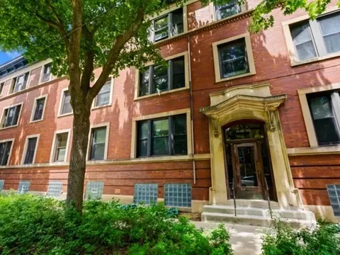 1446 E 56th St #3, Chicago, IL 60637