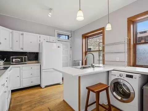 Kitchen - 1446 E 56th St #3, Chicago, IL 60637 photo 1 of 3
