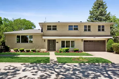 9200 Lowell Ave, Skokie, IL 60076