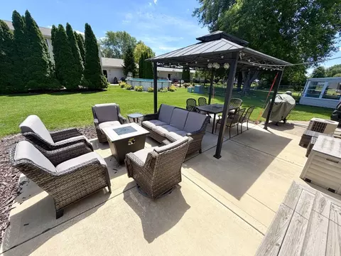 Exterior - 740 26th St, Peru, IL 61354 photo 6 of 7