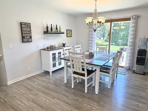 Dining - 740 26th St, Peru, IL 61354 photo 2 of 2