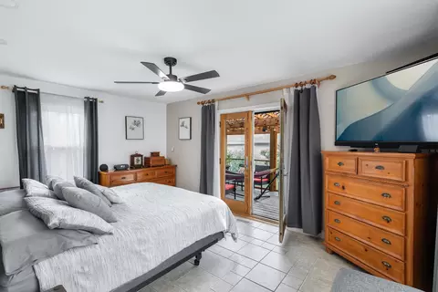 Bedroom - 2711 Maple Ave, Brookfield, IL 60513 photo 1 of 6