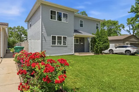 290 E Norman Ln, Wheeling, IL 60090