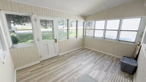 Exterior - 411 E North St, Morrison, IL 61270 photo 2 of 7