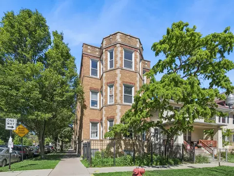 3440 W Leland Ave #2, Chicago, IL 60625